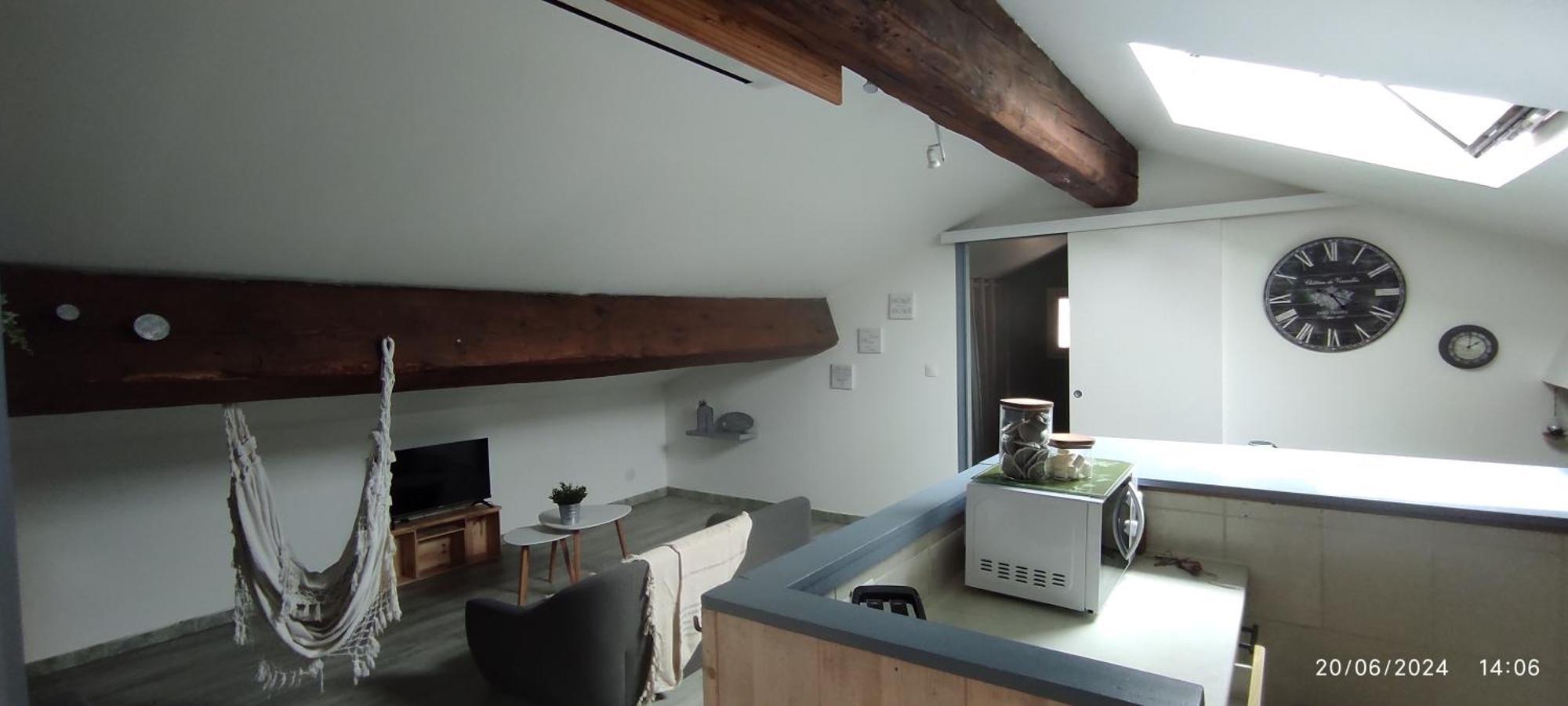 Sous Les Toits Apartment Narbonne Exterior photo